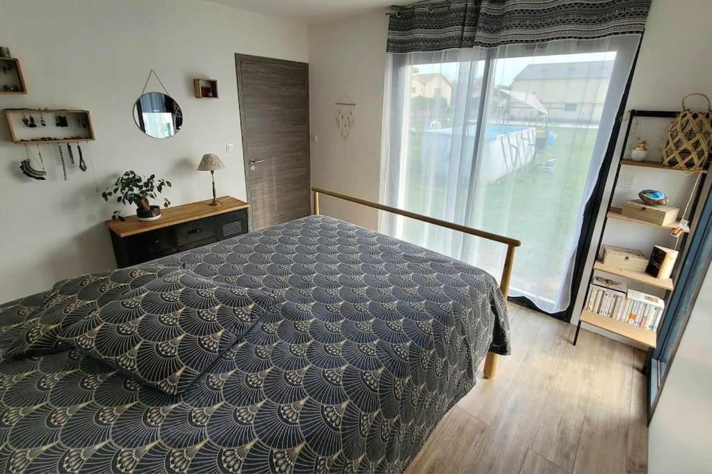 Maison Individuelle Cloturee Villa Coutras ภายนอก รูปภาพ