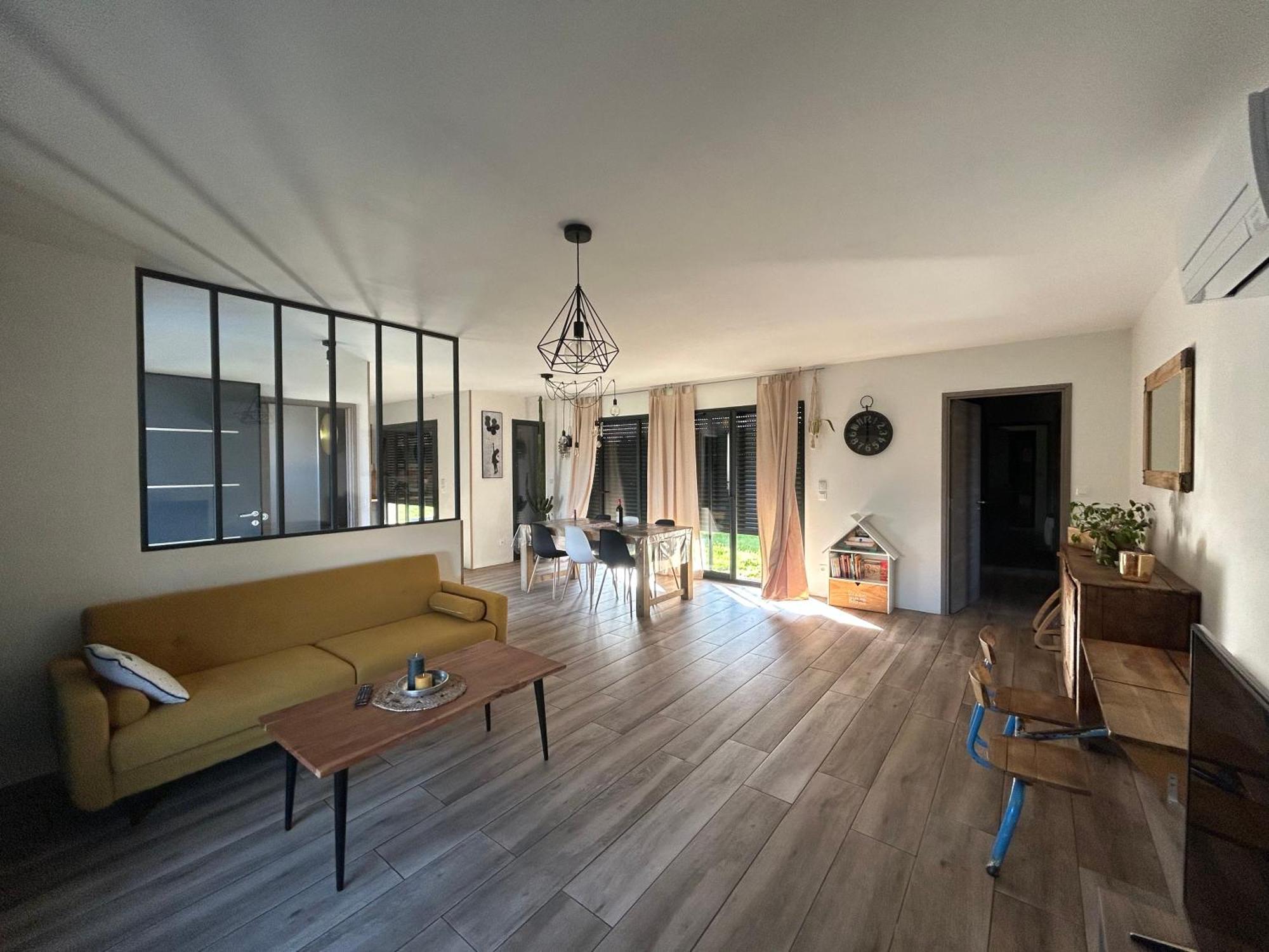 Maison Individuelle Cloturee Villa Coutras ภายนอก รูปภาพ
